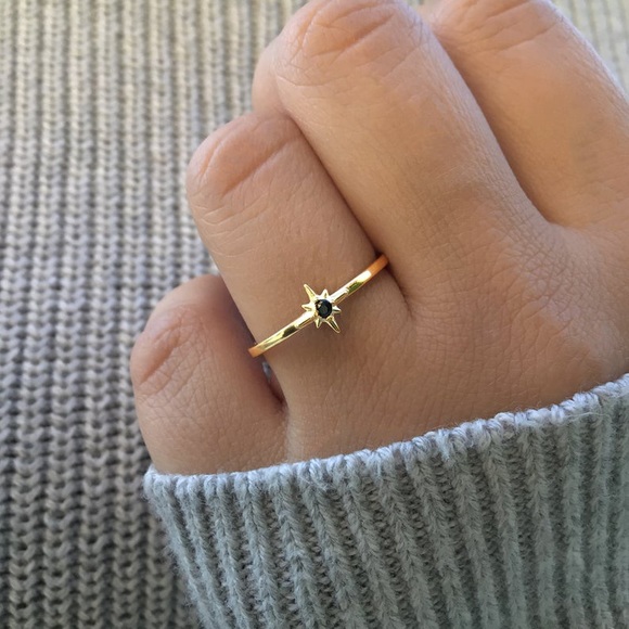 Gold Black Onyx Starburst Ring - Picture 2 of 9